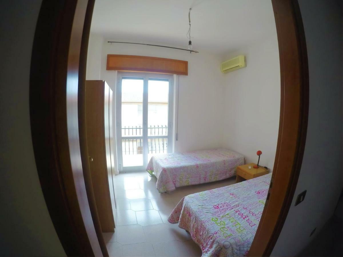 Apartment 500M From The Sea 巴多拉托斯塔兹翁 外观 照片